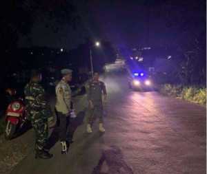 Polsek Cibungbulang Polres Bogor Antisipasi Gangguan Kamtibmas di Malam Hari Lewat Patroli KRYD Gabungan.