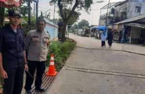 Lewat Sambang Warga, Bhabinkamtibmas Klapanunggal Ajak Masyarakat Desa Cikahuripan Bersinergi Jaga Kamtibmas.