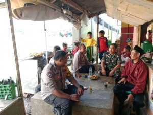 Bhabinkamtibmas Polsek Leuwiliang Bangun Kedekatan Lewat Sambang Kamtibmas.