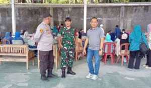 TNI-POLRI, Bhabinkamtibmas dan Babinsa Sambangi Warga Desa Cisalada Sampaikan Pesan Kamtibmas.