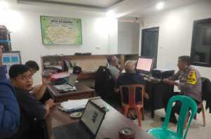 Bangun Kamtibmas Lewat Silaturahmi, Bhabinkamtibmas Cisarua Sambangi Warga Desa Cilember.
