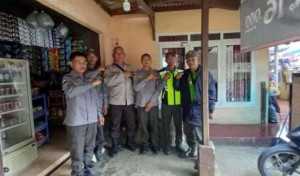 Bhabinkamtibmas Polsek Cijeruk Sambangi Warga Desa Cisalada, Pererat Kemitraan Polri dan Masyarakat.