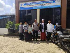 Bhabinkamtibmas Polsek Ciawi Sambangi Warga Desa Bojongmurni, Sampaikan Pesan Kamtibmas dan Dukung Ketahanan Pangan.