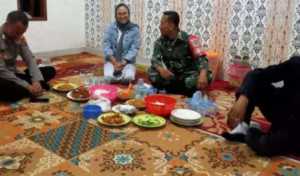 Perkuat Kamtibmas, Bhabinkamtibmas dan Babinsa Polsek Nanggung Sambangi Warga Desa Cisarua.