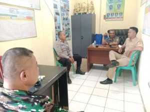 Bhabinkamtibmas Polsek Leuwiliang Sambangi Warga, Wujudkan Harkamtibmas di Wilayah