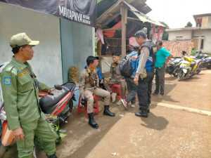 Bhabinkamtibmas Cijeruk Rutin Sambangi Warga Desa Cibalung, Bangun Kedekatan dan Deteksi Dini