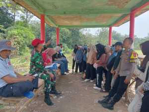 Wujudkan Kamtibmas Kondusif, Polsek Nanggung dan Koramil Lakukan Sambang Edukatif
