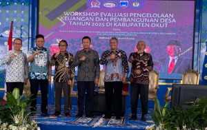 Bupati OKU Timur Buka Workshop Evaluasi Keuangan dan Pembangunan Desa
