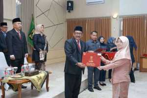 80 PNS Kabupaten Sukabumi Terima Satyalancana Karya Satya, Bupati Tekankan Empat Prinsip Penting ASN
