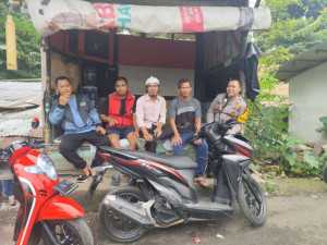 Sambang Kamtibmas, Bhabinkamtibmas Polsek Ciawi Bangun Kedekatan dengan Warga Bojongmurni