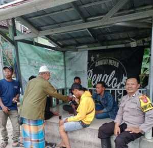 Sinergitas TNI-POLRI: Polsek Cijeruk dan Babinsa Sambangi Warga Desa Warung Menteng