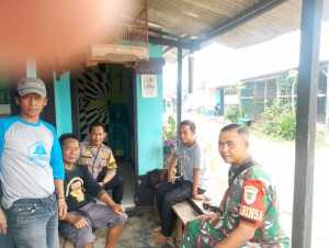 Sinergi TNI-POLRI, Bhabinkamtibmas dan Babinsa Sambangi Warga di Desa Ciburuy