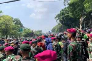 Massa Kembali Demo Mako Brimob Kwitang usai Salat Jumat