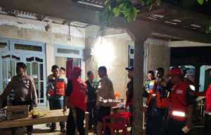 Banjir Bandang dan Longsor Terjang Lampung Barat, Polisi Evakuasi Warga Hingga Tengah Malam