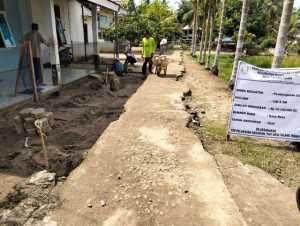 Realisasikan Dana Desa, Pemdes Talang Indah Bangun Jalan Titian Bertiang