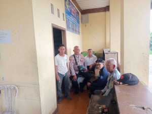 TNI-POLRI, Bhabinkamtibmas dan Babinsa Sambangi Warga Desa Tugu Jaya