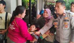 Gerak Cepat Polisi Temukan Anak-Anak yang Terpisah Saat HUT TNI