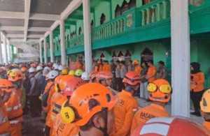 Operasi SAR Ponpes Al-Khoziny Resmi Ditutup, Keluarga Korban Bertahan di Tenda