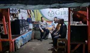 Bhabinkamtibmas Polsek Ciampea Laksanakan Kontrol Ronda Malam Sampaikan Pesan Kamtibmas