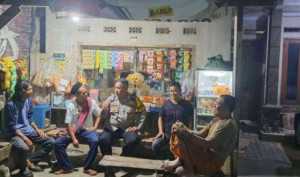 Bhabinkamtibmas Polsek Ciampea Laksanakan Silaturahmi dan Sambang Kepada Warga, Sampaikan Pesan Kamtibmas