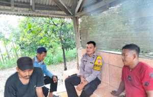 Bhabinkamtibmas Polsek Tanjungsari Sambang Warga, Sampaikan Imbauan Kamtibmas