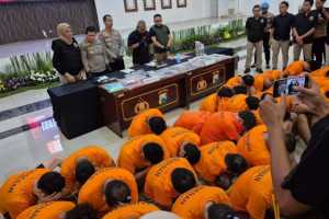 Motif di Balik Pesta Sesama Jenis di Hotel Surabaya: Cari Kesenangan dan Sensasi