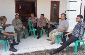 Bhabinkamtibmas Sambang Warga, Jalin Kedekatan dengan Masyarakat Untuk Wujudkan Kamtibmas Kondusif