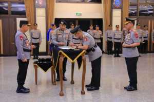 Kapolri pimpin sertijab sejumlah Pati dan Kapolda