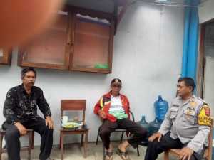 Bhabinkamtibmas Polsek Ciawi Polres Bogor Sambang Tokoh Masyarakat, Sampaikan Pesan Kamtibmas