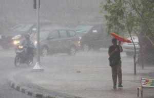 Hujan ekstrem landa Jakarta, Jabar hingga Jateng sepekan ke depan