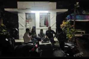 Bhabinkamtibmas Polsek Cisarua Polres Bogor Kontrol Pos Kamling dan Sampaikan Pesan Kamtibmas