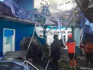 Angin puting beliung rusak 115 rumah warga di Malang