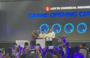 Isu dikendalikan Jokowi, Prabowo: Pak Jokowi tidak intervensi dan tidak pernah menitip apa-apa!