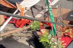 Mobil tabrak tenda Maulid di Jakbar, 2 orang jadi korban