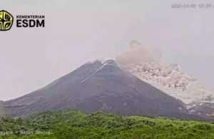 3 kali awan panas meluncur dari Gunung Merapi dalam 15 menit