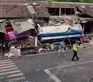 Kecelakaan truk tangki di Kalijambe Purworejo, 1 orang tewas