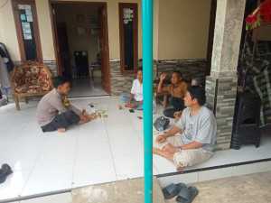 Bhabinkamtibmas Polsek Parung Jalin Kedekatan dengan Warga Demi Ciptakan Kamtibmas Kondusif