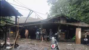 Longsor TPA Cipeucang Tangsel picu banjir hitam pekat dan berbau tidak sedap