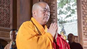 Mantan kepala biara Shaolin ditangkap dalam kasus korupsi