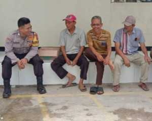 Bhabinkamtibmas Polsek Cigudeg sambang warga dalam rangka harkamtibmas di wilayah