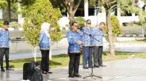 Apel Pagi Perkuat Sinergi ASN, Pj Sekda OKU Timur Apresiasi Raihan Kantor Bupati Terbersih