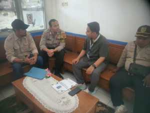 Bangun Lingkungan Aman, Bhabinkamtibmas Polsek Kemang Gencar Lakukan Sambang Warga