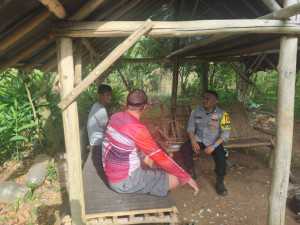 Bhabinkamtibmas Desa Jagabaya Polsek Parungpanjang lakukan sambang tokoh masyarakat untuk perkuat kamtibmas