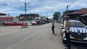 Satlantas polres Pagaralam gelar patroli antisipasi kemacetan di SPBU simpang mana