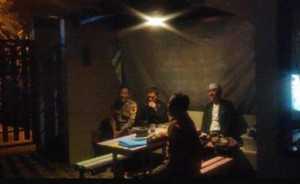 Bhabinkamtibmas Polsek Cisarua Polres Bogor Kontrol Pos Kamling dan Sampaikan Pesan Kamtibmas