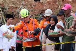 Masih 2 orang belum ditemukan, pencarian korban longsor Cilacap resmi dihentikan