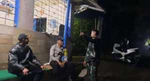 Bhabinkamtibmas Polsek Cisarua Polres Bogor Kontrol Pos Kamling dan Sampaikan Pesan Kamtibmas