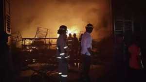 Gudang bahan bangunan di Leuwinutug Bogor kebakaran
