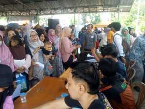 Penyaluran BLTS Kesra Diwarnai Antrean Panjang, Pendamping PKH Leuwiliang Hilang dari Lokasi