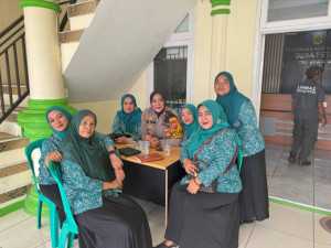 Program Jumat Curhat Kali ini Kapolsek Dramaga Langsung Datang Ke Lokasi Masyarakat Untuk Dengarkan Aduan Keluh Kesah Warga Masyarakat Terkait Harkamtibmas